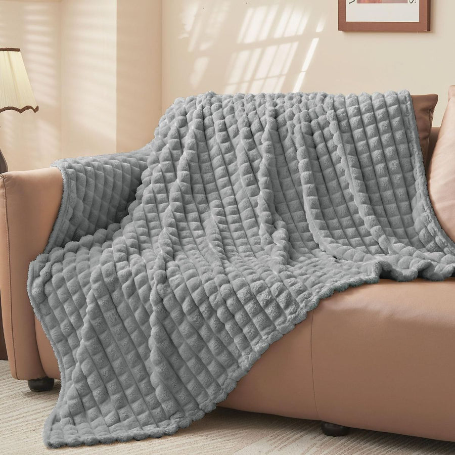 Updated Grey Throw Blanket for Couch and Bed- Super Soft and Warm 3D Checkered Fluffy Fuzzy Fleece Blanket, Luxurious Plush Cozy Blanket for Room Decor Spring - Gray - Size 120cm*200cm