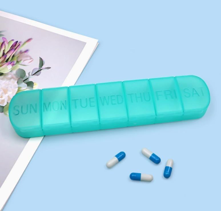 7-Day Pill Box Weekly Medicine Container, Separate Daily Cases for Tablets and Vitamins, Green, PP Material, Travel Pill Case