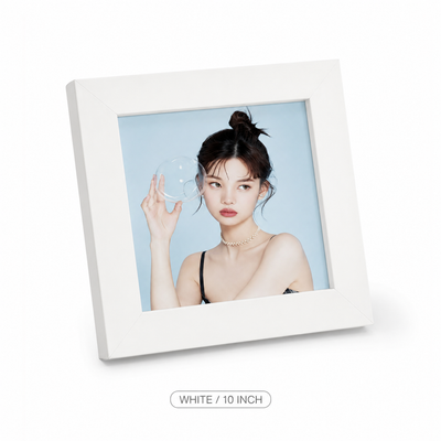 White square 8-inch minimalist aluminum wall mounted photo frame set, multiple sets of standard size photo frames, simple classic and fashionable design wall mounted photo frames, suitable for home gallery decoration