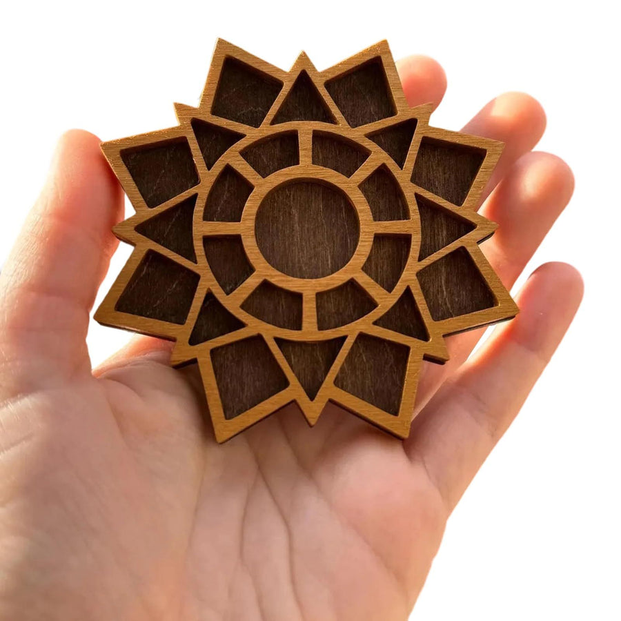 3.15 Inch Mini Star Rock Specimen Storage Box Crystal Mineral Display Case Gemstone Rock Organizer Holder (Brown)
