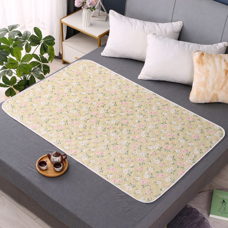 Breathable Incontinence Bed Pad 100x150cm, 4-Layer Fast Absorb Layers, Non-Slip, Spring Bud Floral Print, Fresh Pastoral Style
