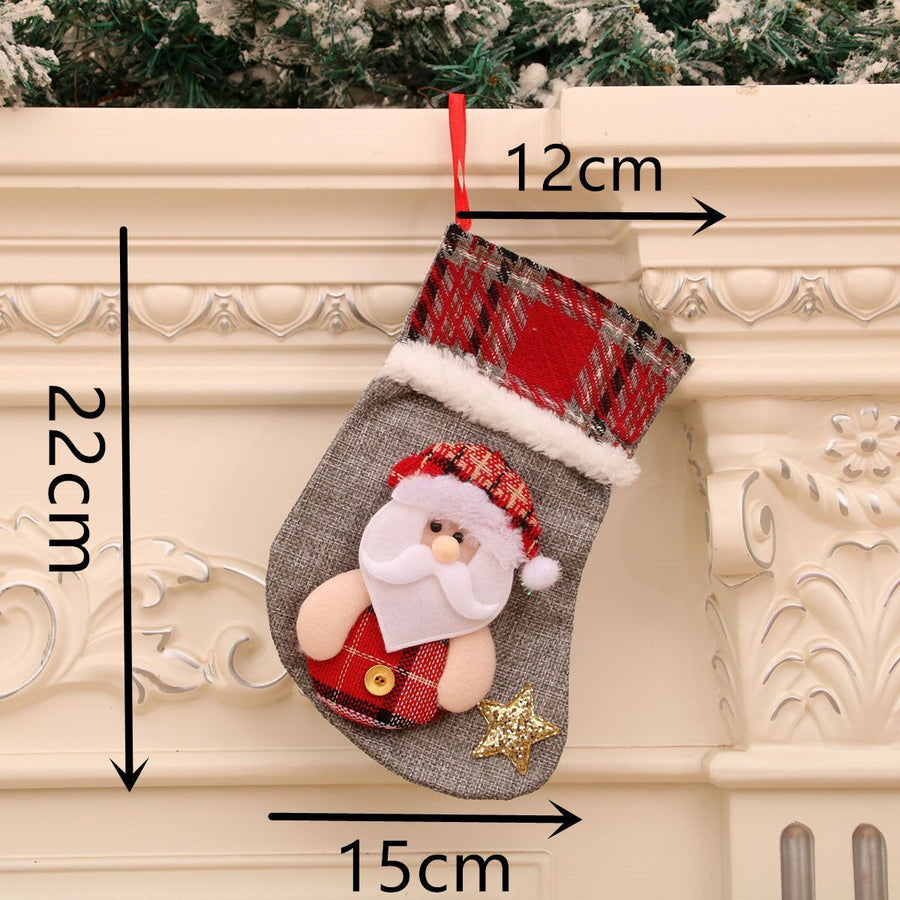 Medium Plaid Santa Christmas Stocking, Classic Tartan Xmas Tree Gift Sack, 22*15cm