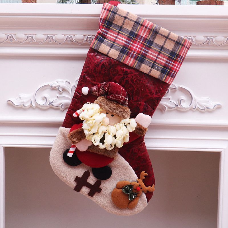 Oversized Plaid Santa Christmas Stocking, Classic Tartan Xmas Present Pouch, 47*29cm