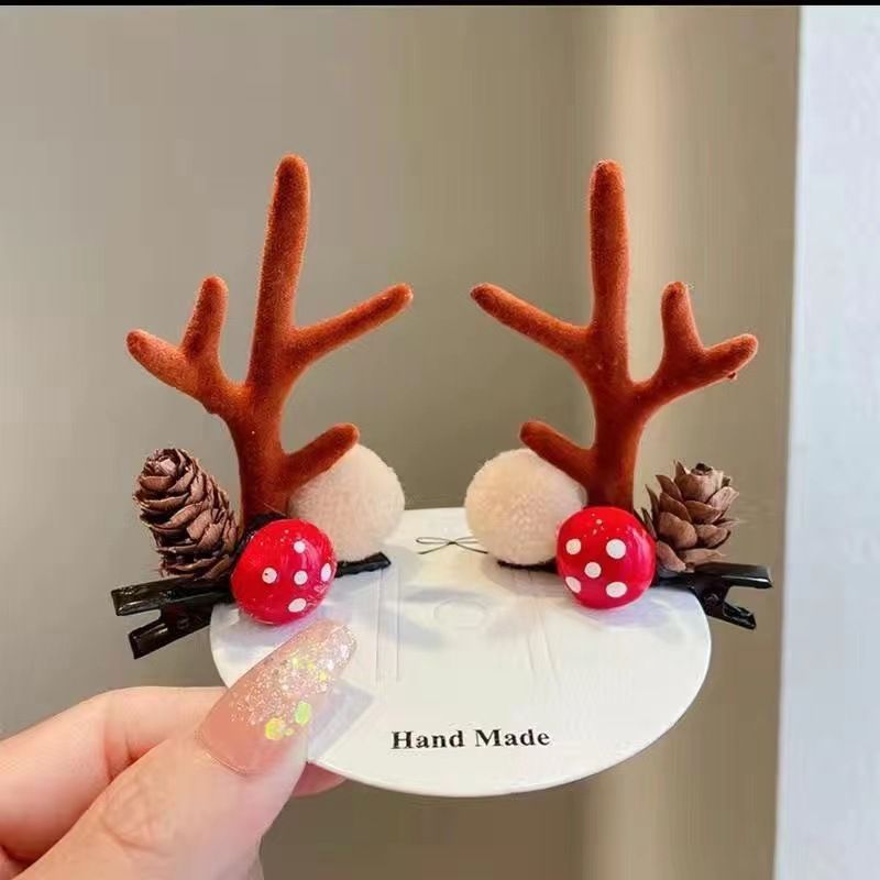 Lovely Antler Hair Clip, White Pom Pom Pinecone Brown Horn Headwear, Christmas Halloween Photo Prop Accessory