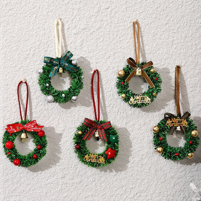 5pcs Mini Christmas Wreaths With Rope