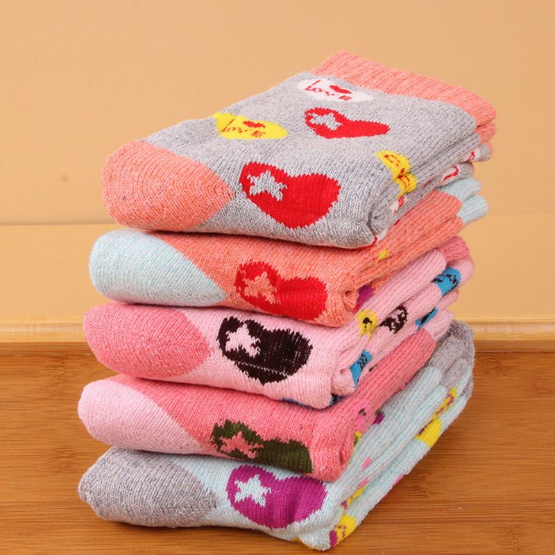 Wool Blend Terry Socks 5-Pack - Winter Thick Warm Mid Calf Crew Socks for Women - Colorful Heart Pattern Cotton Socks - 5 Pairs
