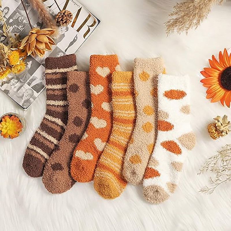 6 Pairs Women Fluffy Coral Fleece Bed Socks Warm Cosy Heart Dot Pattern Non Slip Thermal Lounge Socks Soft Winter Home Socks Multipack