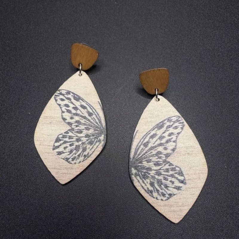Bohemian Butterfly Earrings – Layered Wooden Drop Dangle Earrings for Women, Vintage Leaf-Shaped Boho Jewelry
