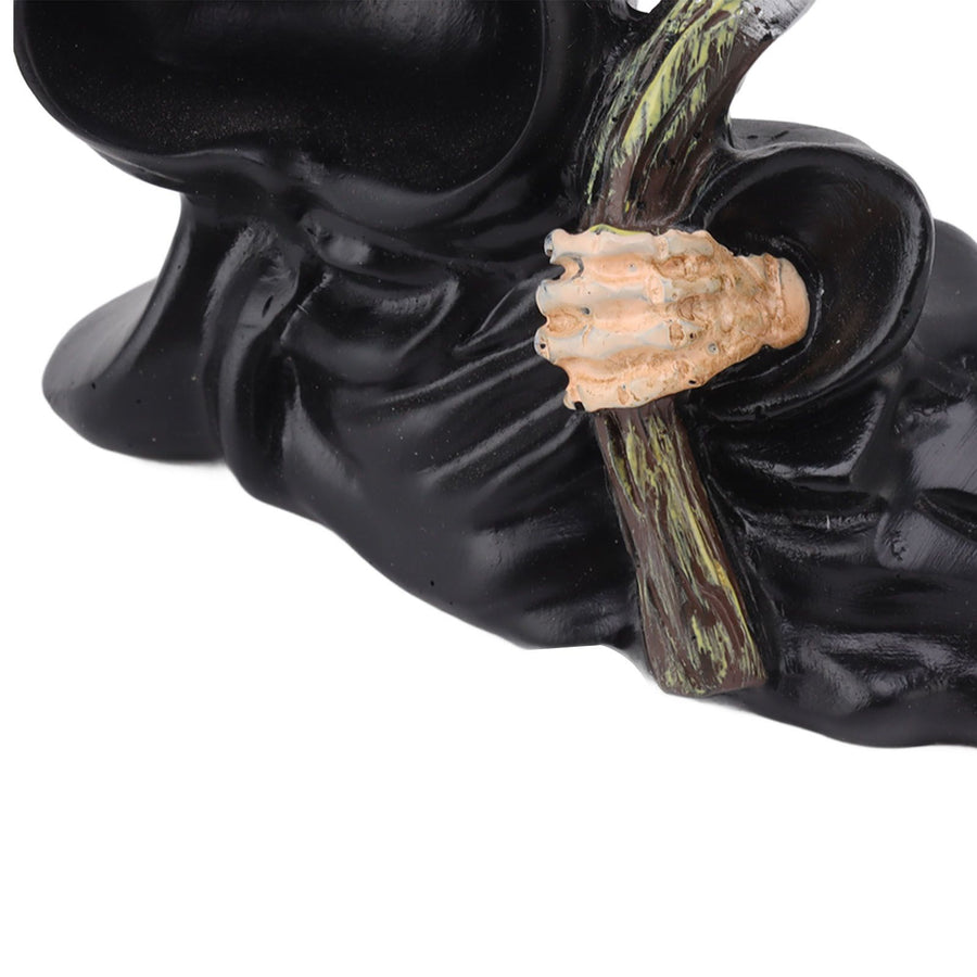 Grim Reaper Sculpture Resin Gothic Desktop Statue Figurine Decoration with Sickle for Halloween Party Lie Down