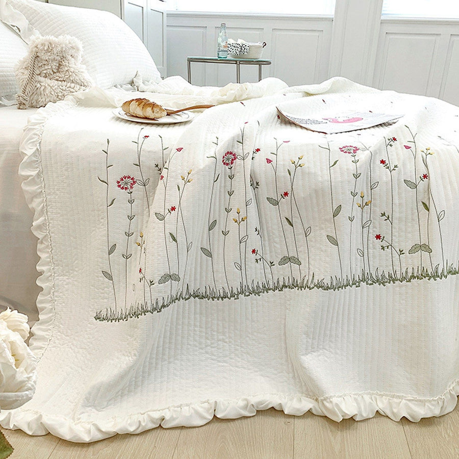 Cotton Quilt Pure Color Home Fashion Elegant Tencel Embroidery Pattern Cotton Summer Cooling Quilt White 2 X Pillowcase 48x74cm