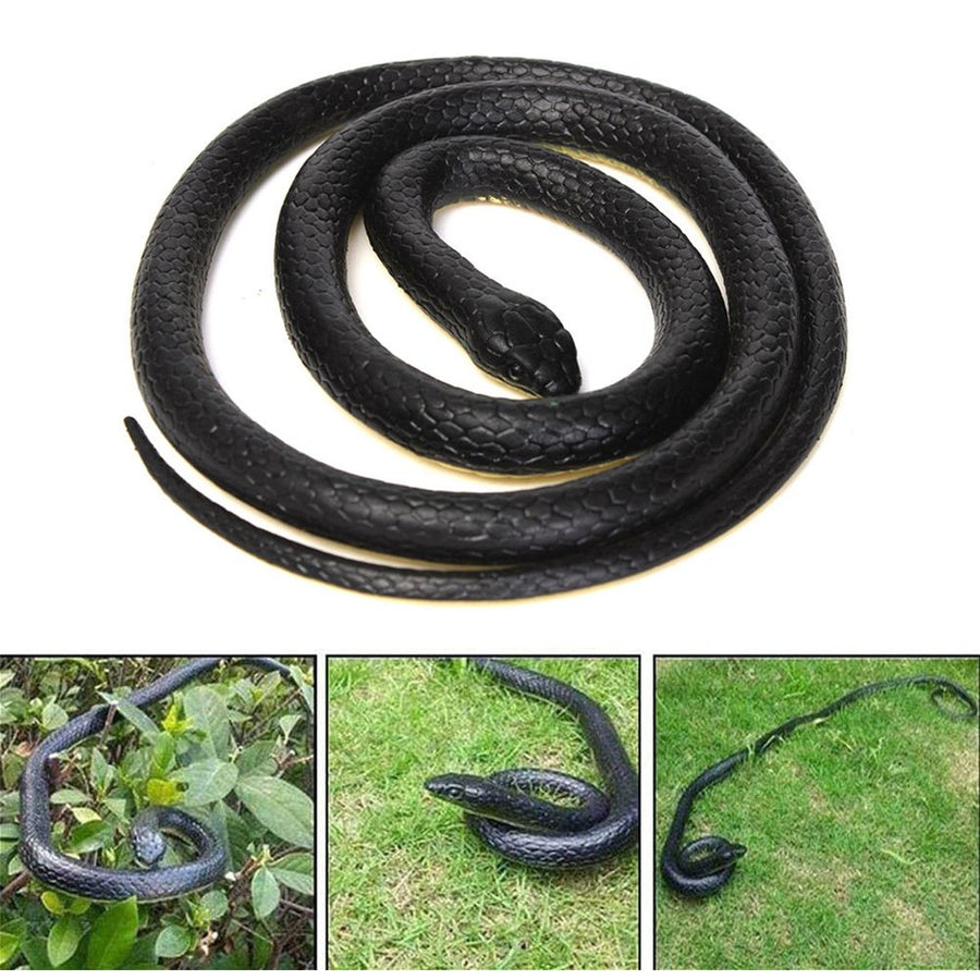 Long Realistic Garden Rubber Snake Fake Snakes for Fool's Day Halloween Novelty Toy