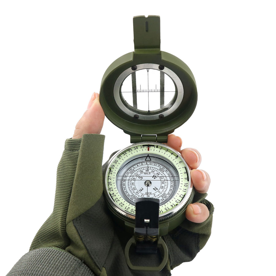 Pocket Compasses with Luminous Function for Camping, Hiking, Mountaineering - Army green
