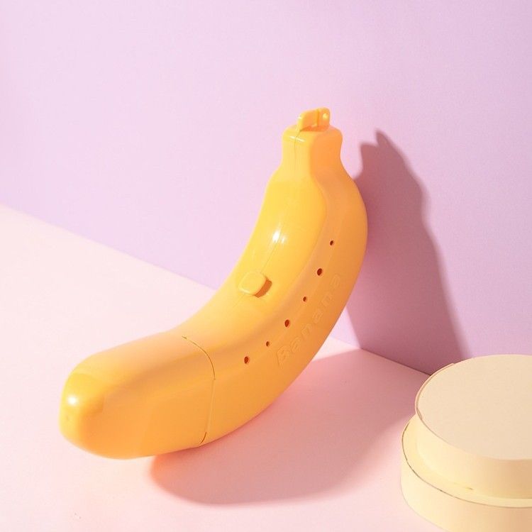 Banana Storage Box Kids Portable Travel PP Anti Pressure Item No. 2165