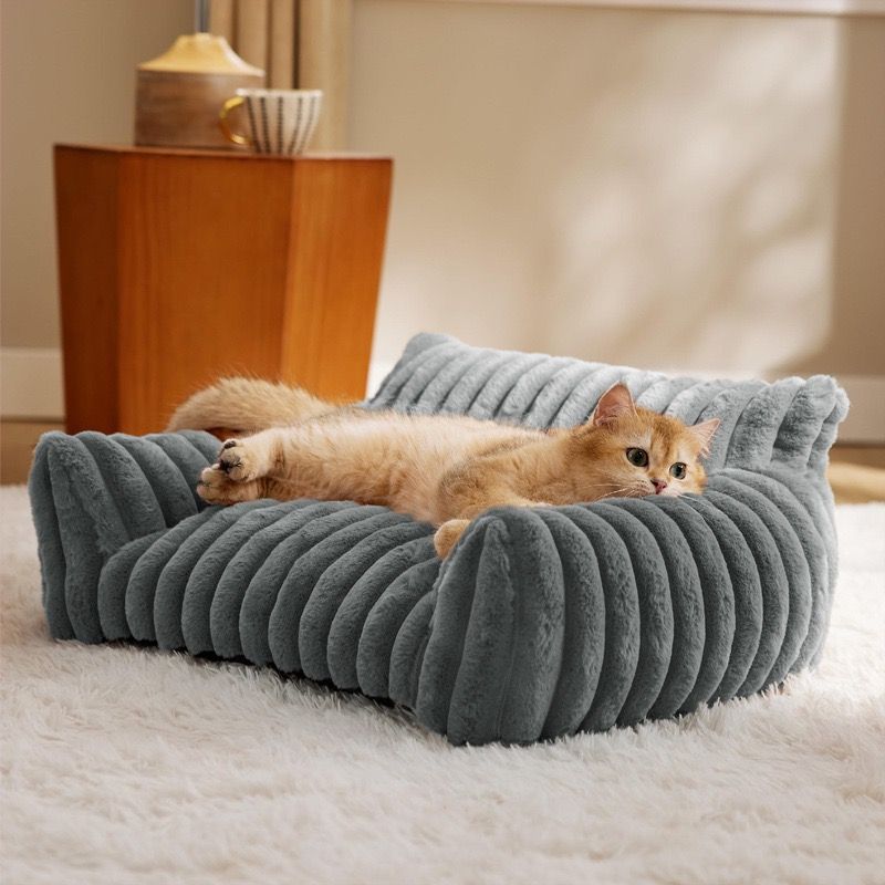 Luxurious Faux Rabbit Fur Plush Pet Sofa Bed with Bolster Sides, Removable Washable Cover and Deep Cushion for Cats and Small Dogs Seeking Ultimate Napping Comfort (M（75*50*20cm）, Grey)