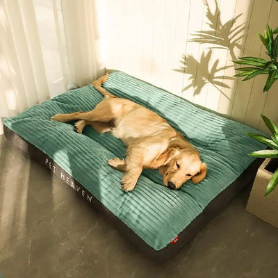 Luxuriously Soft and Thick Pet Sleeping Mat, Perfect Four-Season Floor Bed for Dogs and Cats, Removable Washable Cover with Waterproof Non-Slip Base, Ideal for Light Sleepers and All Breeds (L,Green)