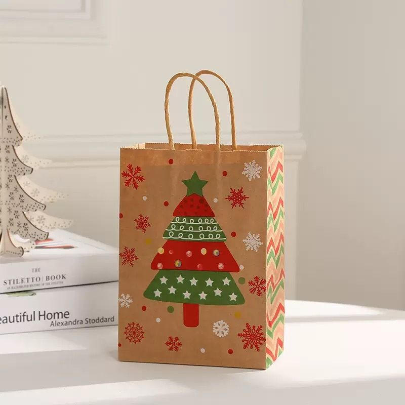 Christmas Gift Bags 30-Piece Set Festive Designs Holiday Gifting Christmas - Red - Size 15-8-21