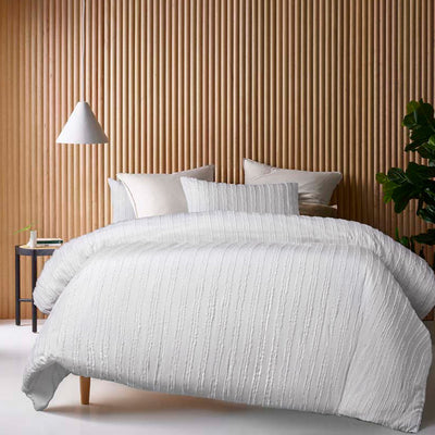 NNEDSZ Vintage Design Homewares Reflections White Cotton Quilt Cover Set Queen-0