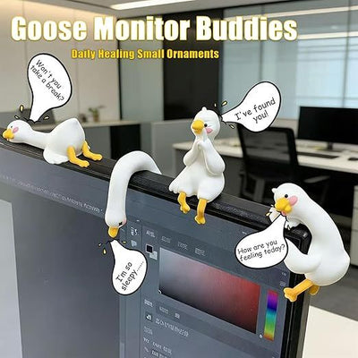 Goose Car Dashboard Decoration Set – 4PCS Cute Resin Goose Figurines for Car Interior, Monitor, Desk and Home Decor, Adorable Animal Ornament Gift for Car Lovers and Everyday Display