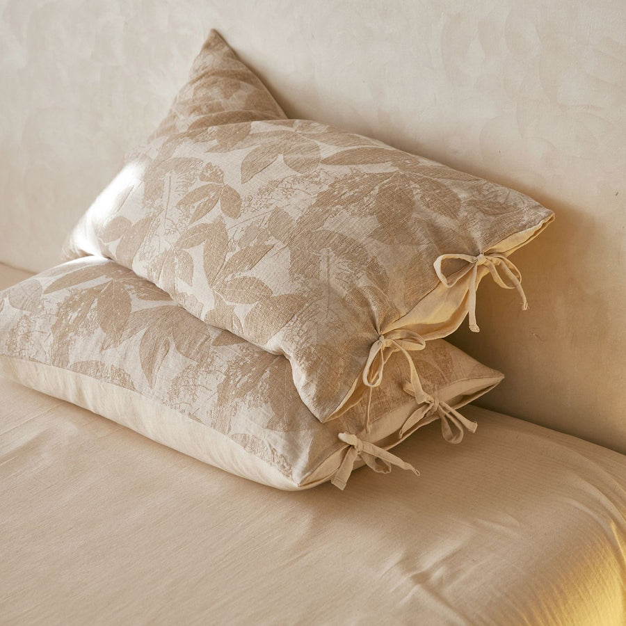 Linen Cotton Pillowcase Pair with Tie Closure Floral Pillow Covers 48x74cm (Style 4)